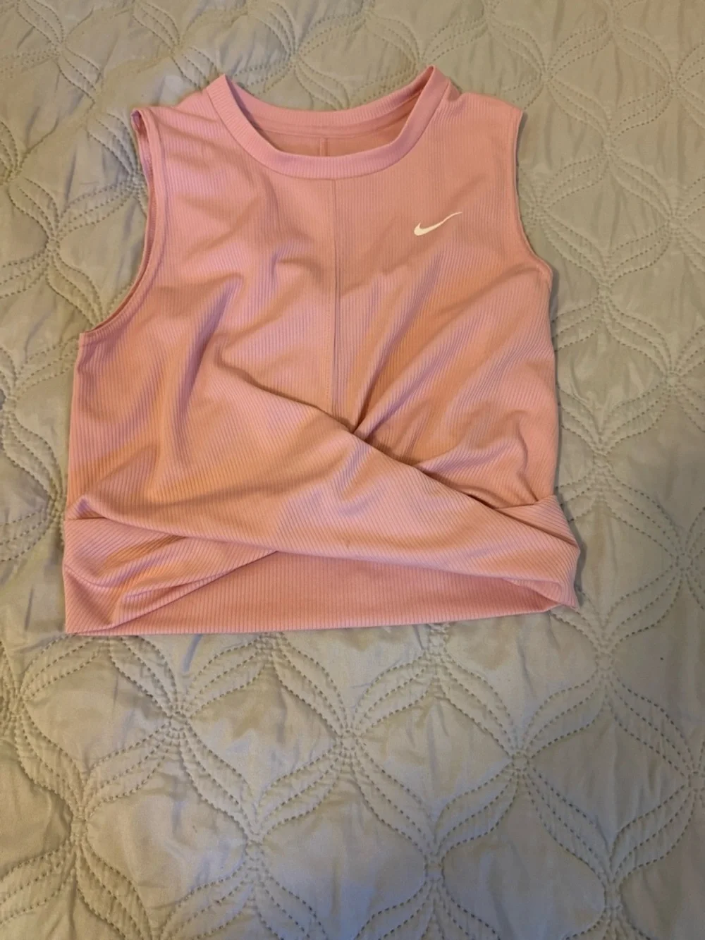 Nike Pink Ribbed Crop Tank Size Small‎